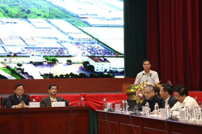 Ông Nguyễn Văn Tùng – Phó Bí thư Thành ủy, Chủ tịch UBND thành phố Hải Phòng phát biểu tại Hội thảo.
