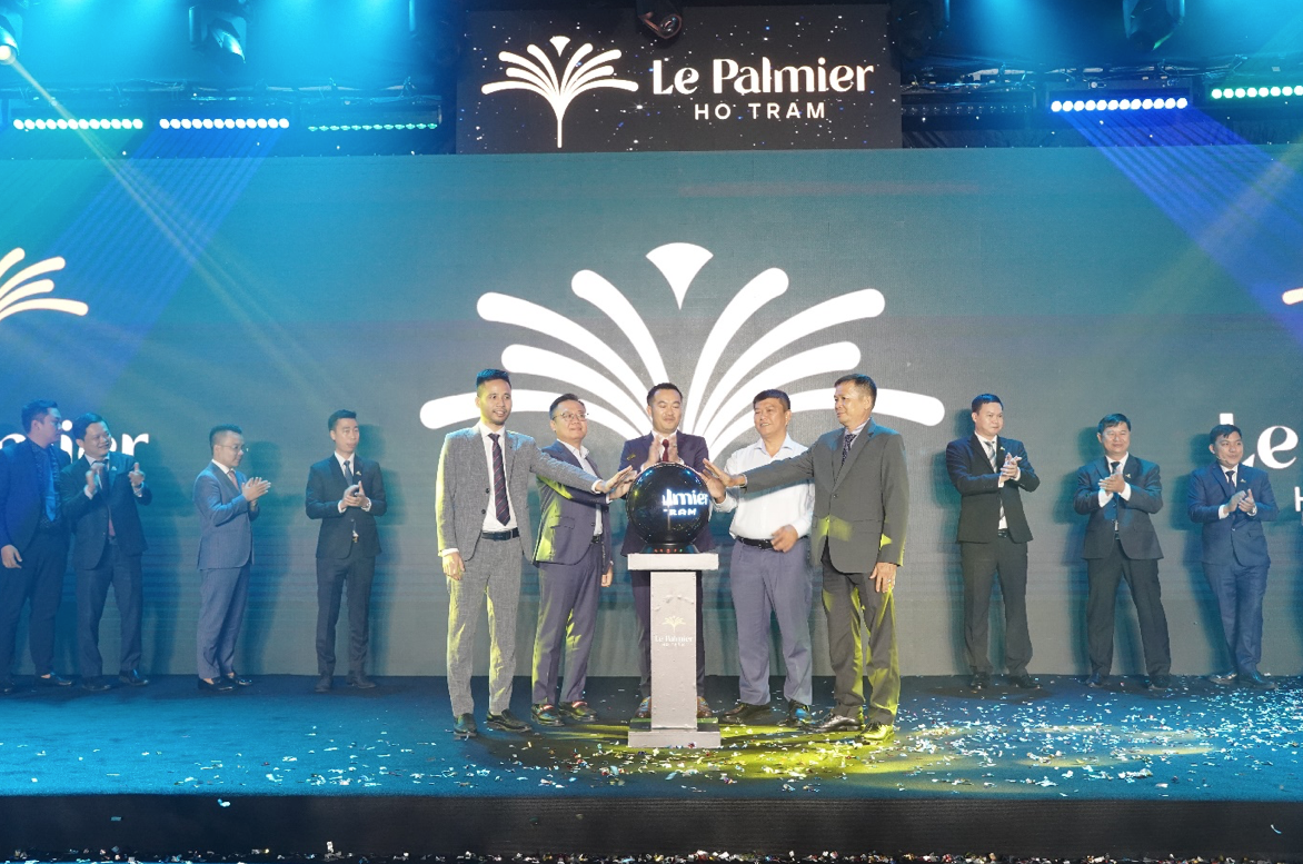 Đông Tây Group chính thức ra mắt dự án Le Palmier Hồ Tràm