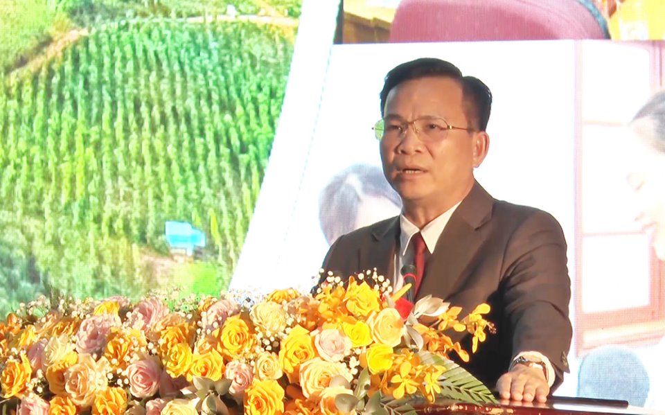 đồng chí Hồ Văn Mười, Phó Bí thư Tỉnh ủy, Chủ tịch UBND tỉnh