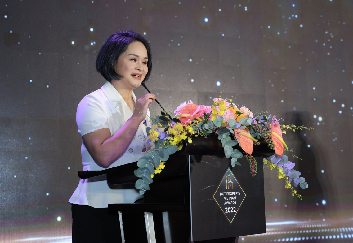 Bà Nguyễn Thị Huyền Thơm - Giám đốc Kinh doanh hệ thống Đất Xanh Miền Bắcp/chia sẻ tại sự kiện