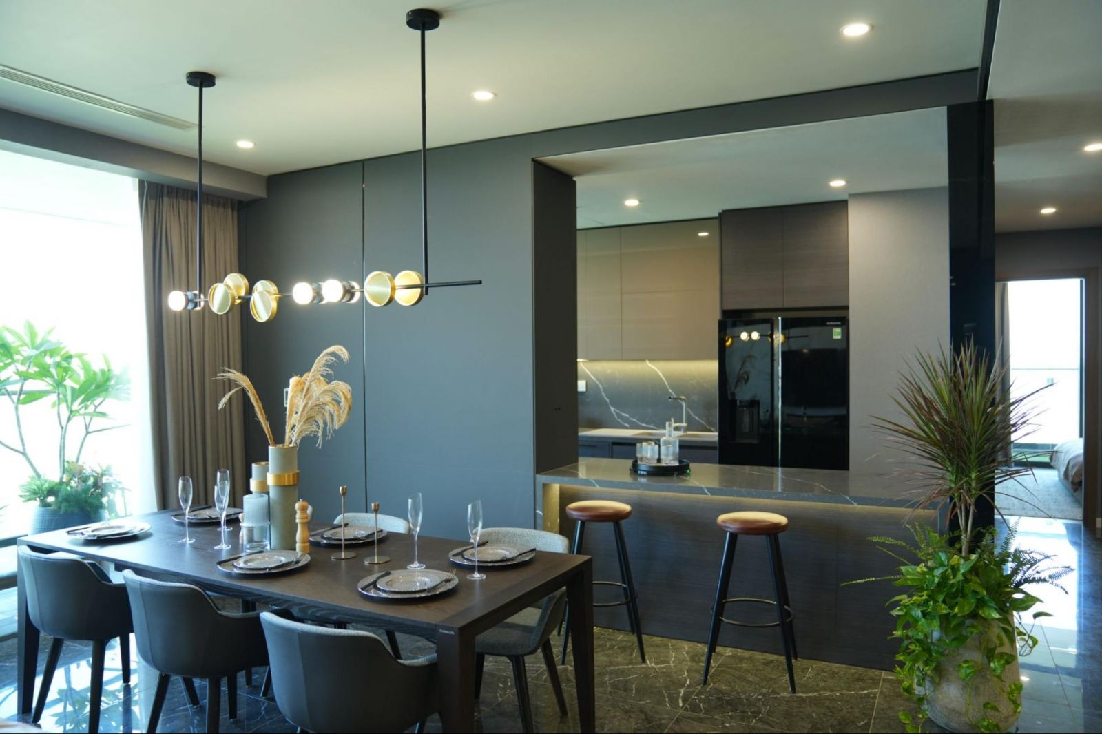 Mỗi không gian sống trong căn hộ mẫu Sunshine Golden River đều gây ấn tượng đặc biệt với khách hàng