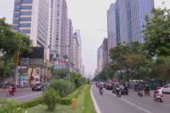 Hà Nội lên tiếng việc xây nhà cao tầng đường Lê Văn Lương phù hợp quy hoạch