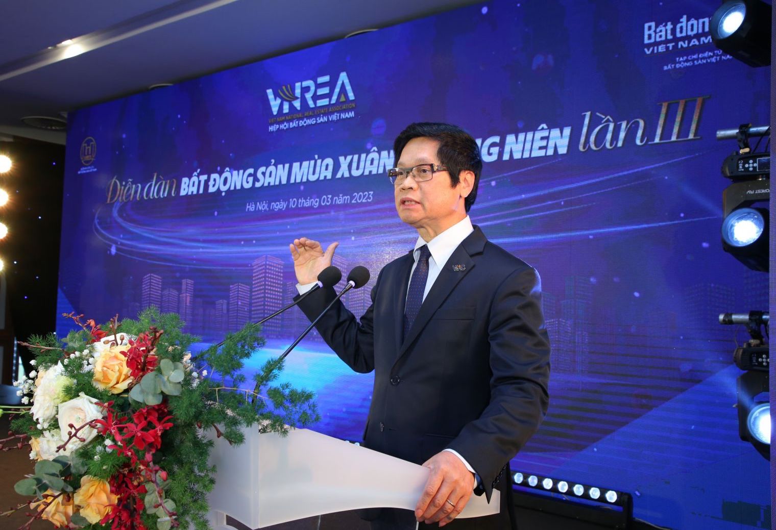 TS Vũ Tiến Lộc - Chủ tịch Trung tâm Trọng tài Quốc tế Việt Nam