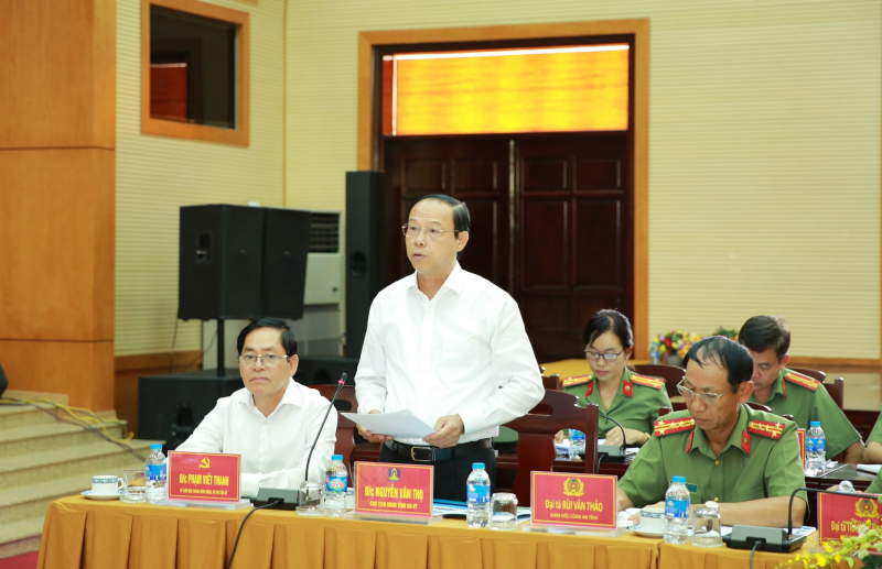 Đồng chí Nguyễn Văn Thọ, Chủ tịch UBND tỉnh Bà Rịa-Vũng Tàu, phát biểu ý kiến.