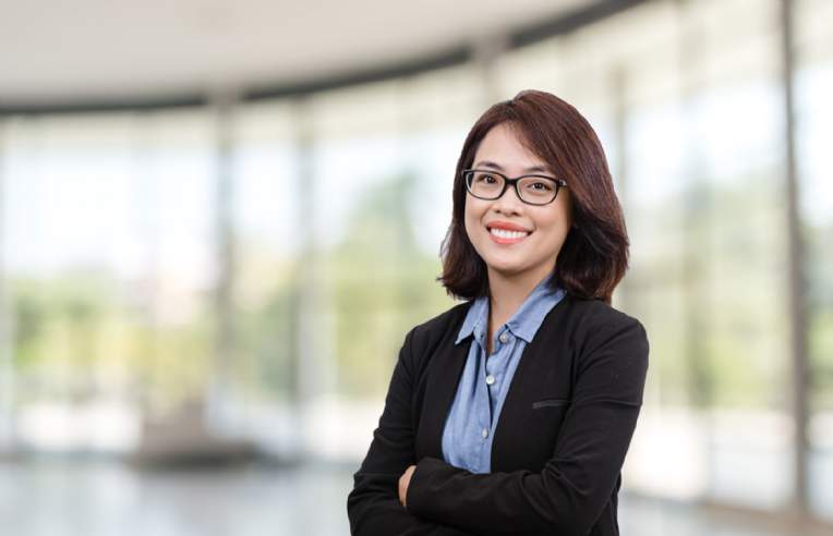 Bà Mai Thanh Thảo, Phó Giám đốc Bộ phận Ngân hàng & Dịch vụ Doanh nghiệp.jpg