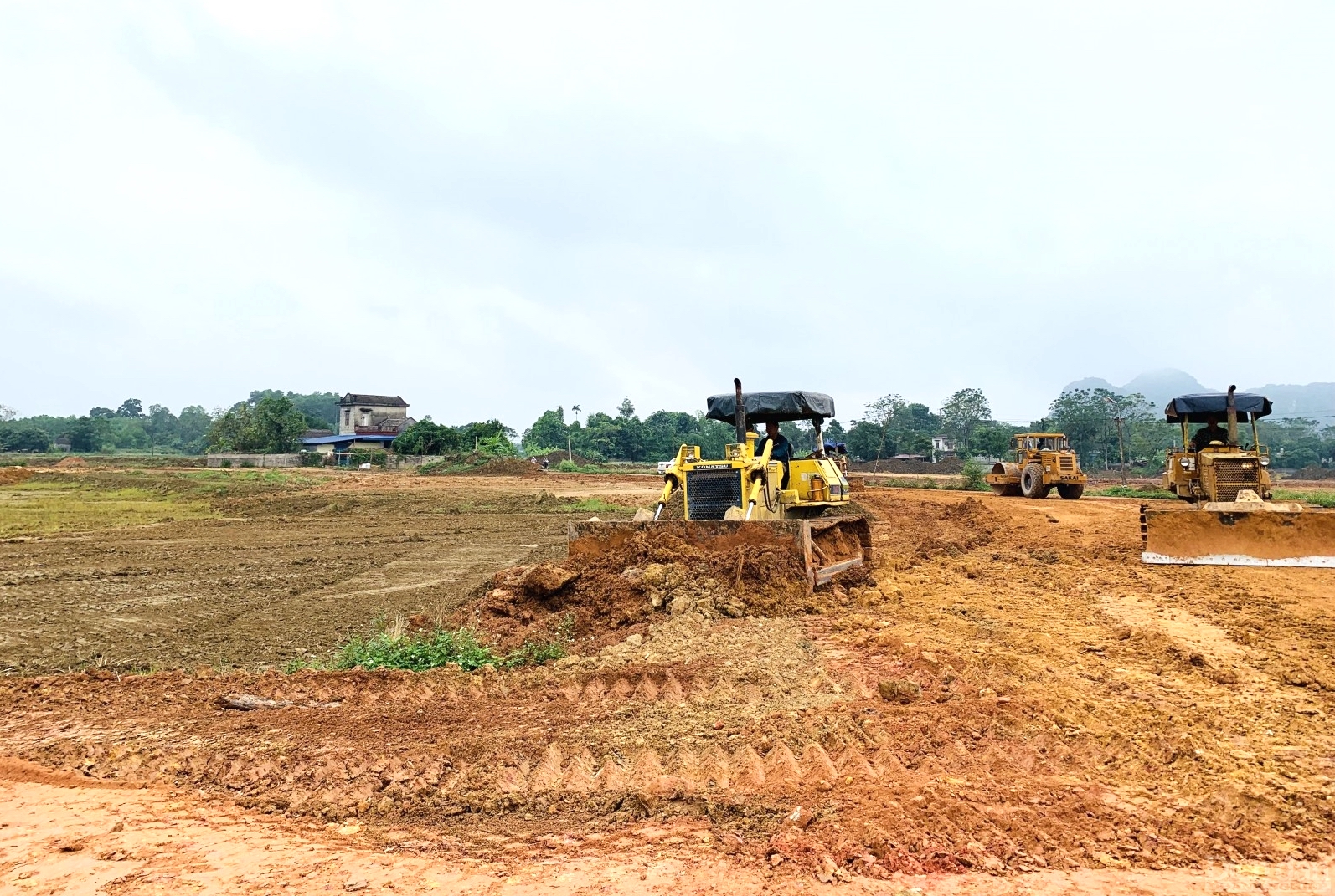 Thanh tra việc sử dụng đất đai, quy hoạch xây dựng tại Hà Nội, Hải Phòng