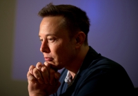 Lý do Elon Musk phải dùng thuốc ngủ hàng đêm và mặt tối đằng sau ánh hào quang