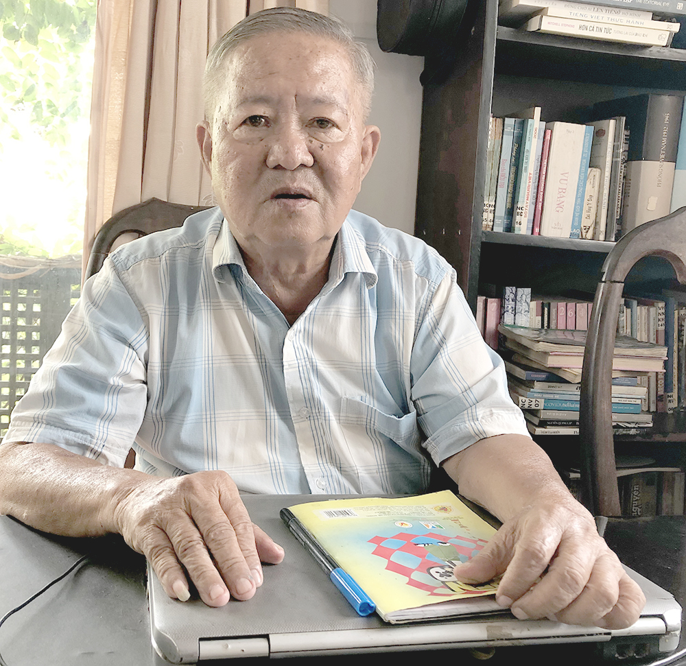 Ông Nam Đồng đã hơn 70 tuổi rồi vẫn luôn lo lắng cái ăn hàng ngày cho bà con nghèo