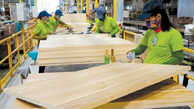 [COVID-19] Doanh nghiệp ngành gỗ - nội thất “ngấm đòn" vì thị trường hướng ngoại