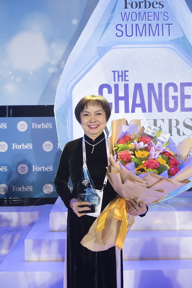 Chủ tịch PNJ tiếp tục được vinh danh “Top 50 phụ nữ ảnh hưởng nhất VN 2019”