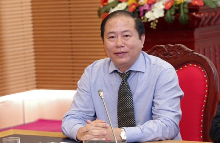ông Vũ Anh Minh, Chủ tịch Hội đồng thành viên Tổng Công ty Đường sắt Việt Nam (VNR) cho rằng ngành đang gặp 4 khó khăn chính so với đường bộ, hàng không