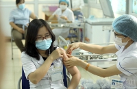 Bệnh viện Đa khoa Hà Đông triển khai tiêm vaccine phòng COVID-19 đợt 1 cho nhân viên y tế