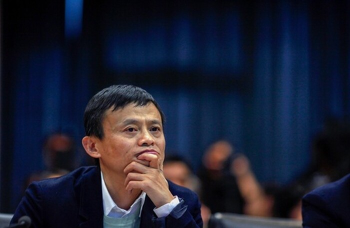 Alibaba rơi vào tầm ngắm của nhà chức trách từ cuối năm ngoái, bắt đầu từ vụ IPO khủng của Ant Group - công ty liên kết của Alibaba - bị đình chỉ - Ảnh: AP