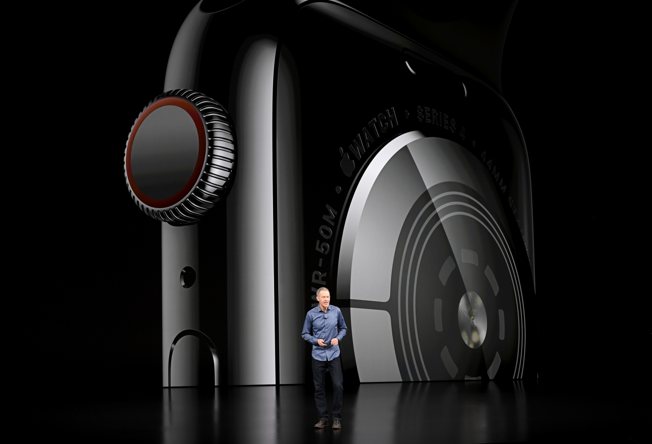 Williams giới thiệu Apple Watch Series 4 vào năm 2018.