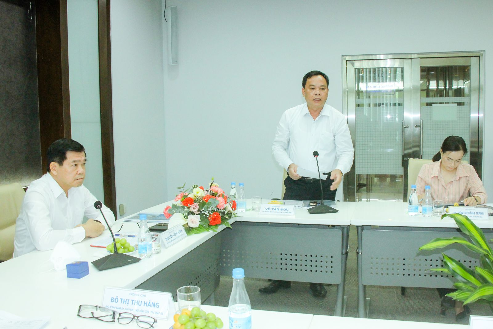 Ông Võ Tấn Đức – Phó Chủ tịch UBND tỉnh Đồng Nai phát biểu tại buổi làm việc với Sonadezi