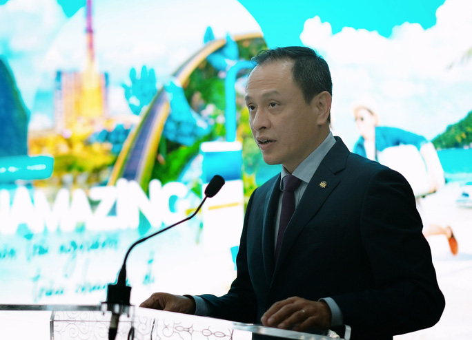 Tổng giám đốc Vietnam Airlines Lê Hồng Hà nhấn mạnh phát triển thương mại điện tử là một trong những ưu tiên hàng đầu của Vietnam Airlines hiện nay