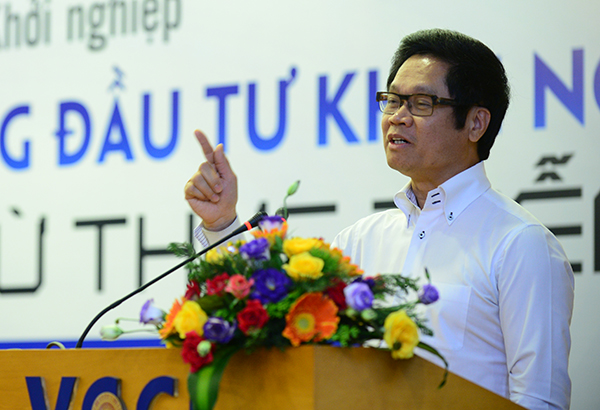 TS. Vũ Tiến Lộc - Chủ tịch Phòng Thương mại và Công nghiệp Việt Nam phát biểu tại Diễn đàn