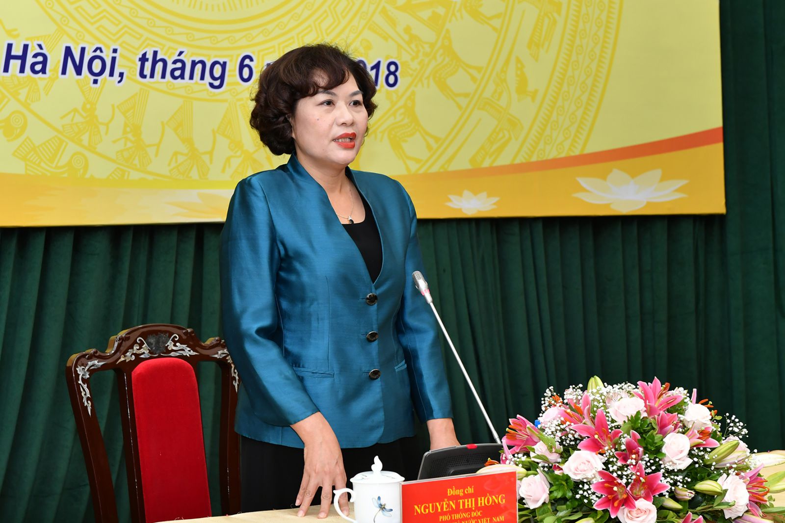 Bà Nguyễn Thị Hồng-Phó Thống đốc Ngân hàng Nhà nước tại buổi họp công bố 