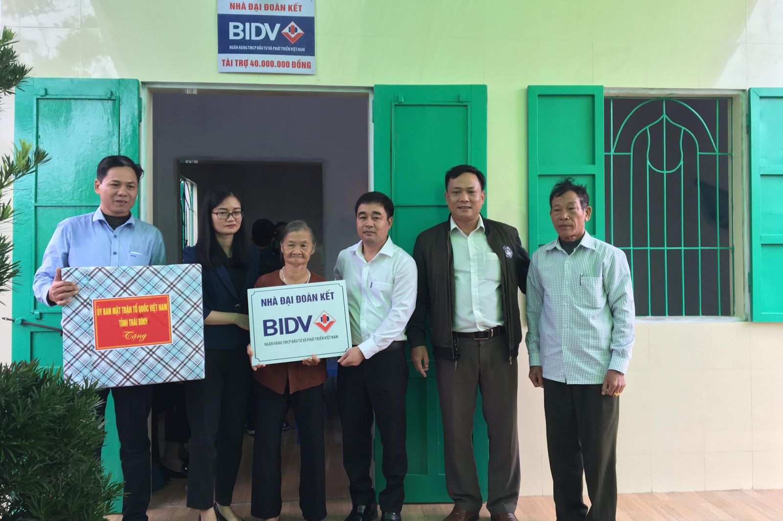 BIDV trao nhà cho cụ Phí Thị Gắn huyện Thái Thuỵ-Thái Bình