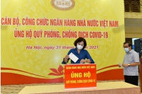 Cán bộ, công chức NHNN Việt Nam ủng hộ quỹ phòng, chống dịch COVID-19