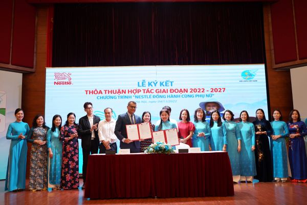 Lãnh đạo Hội LHPN Việt Nam và Nestlé Việt Nam ký thỏa thuận hợp tác chiến lược giai đoạn 2022-2027 