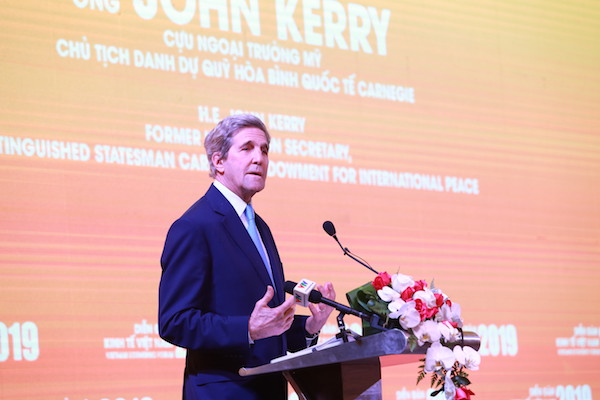 Ông John Kerry thẳng thắng, nhu cầu than của khu vực châu Á Thái Bình Dương đang tăng 5% hàng năm, là khu vực tăng cao nhất thế giới.