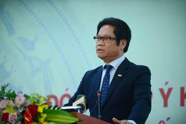 Chủ tịch Phòng Thương mại và Công nghiệp Việt Nam khẳng định, Doanh nghiệp, doanh nhân là chủ thể thực thi chính sách kinh tế đồng thời cũng là nguồn cảm hứng, là chủ thể quan trọng góp ý xây dựng thể chế, chính sách phát triển kinh tế nước nhà. 