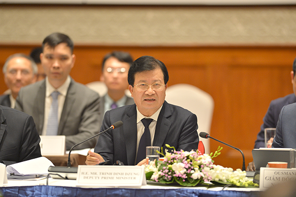 Phó Thủ tướng Chính phủ Trịnh Đình Dũng khẳng định, chủ đề phát triển nhanh và bền vững cũng là mục tiêu xuyên suốt của Chính phủ Việt Nam.