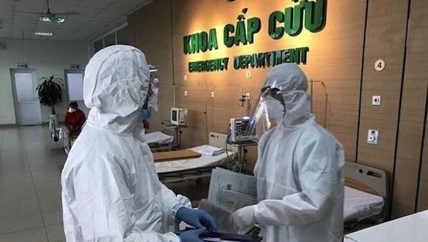 [COVID-19] Thêm một bác sĩ của Bệnh viện Nhiệt đới TƯ nhiễm SARS-CoV-2