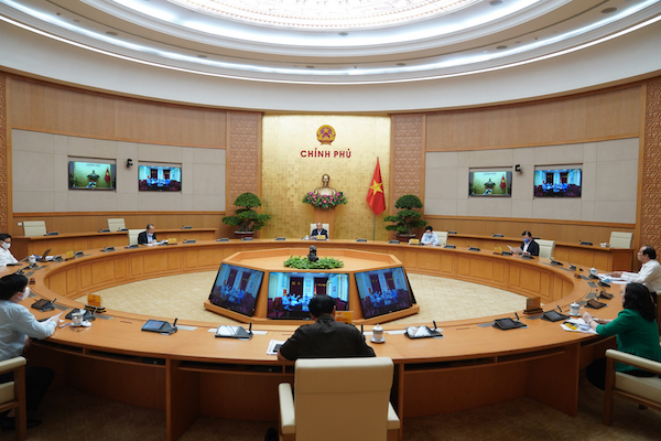 Chiều 20/4, Thủ tướng Nguyễn Xuân Phúc chủ trì cuộc họp Thường trực Chính phủ nghe Ban Chỉ đạo Quốc gia báo cáo tình hình dịch bệnh và các biện pháp phòng chống đã triển khai từ sau cuộc họp ngày 15/4. 