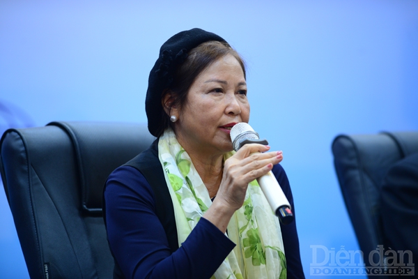 Bà Vũ Thị Thuận, Chủ tịch HĐQT Traphaco chia sẻ, phát triển bền vững là chiến lược hoạt động bền bỉ của Traphaco.