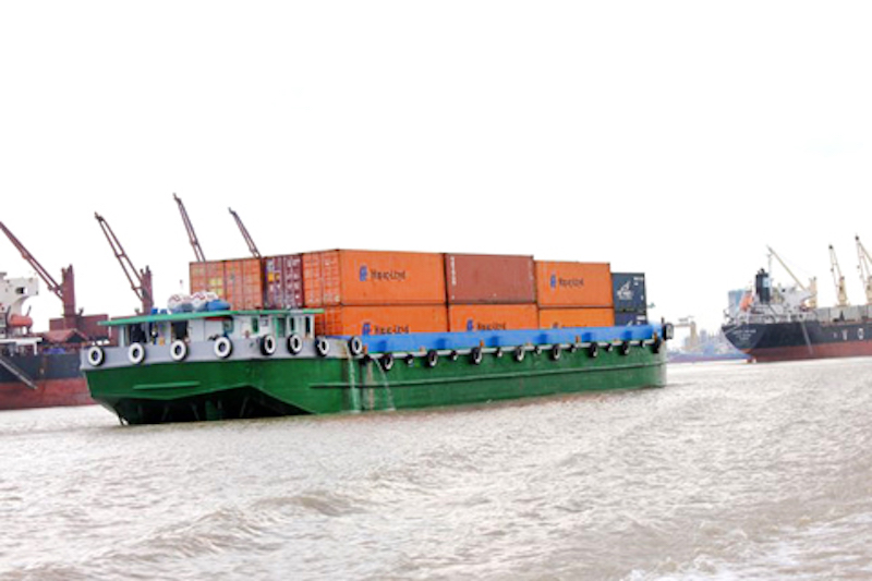 Cục Đường thuỷ nội địa đánh giá, nếu miễn phí cho 150.000 container hàng hóa quá cảnh vận chuyển bằng đường thủy, khoảng 1,9% lượng container thông qua cảng biển TP.HCM mỗi năm sẽ giữ được nguồn hàng quá cảnh, chuyển khẩu thông qua cảng biển TP.HCM.