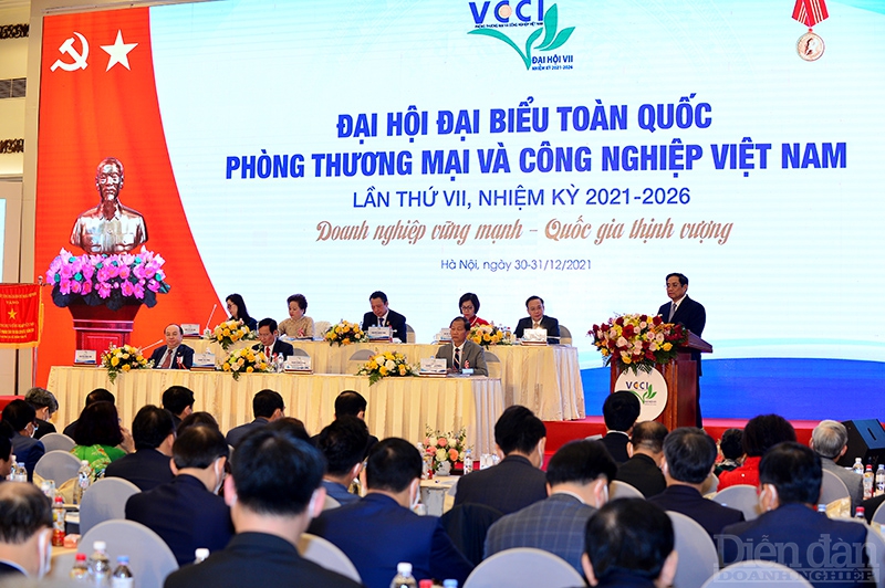 Thủ tướng Phạm Minh Chính tham dự và chỉ đạo Đại hội đại biểu toàn quốc VCCI lần thứ VII.