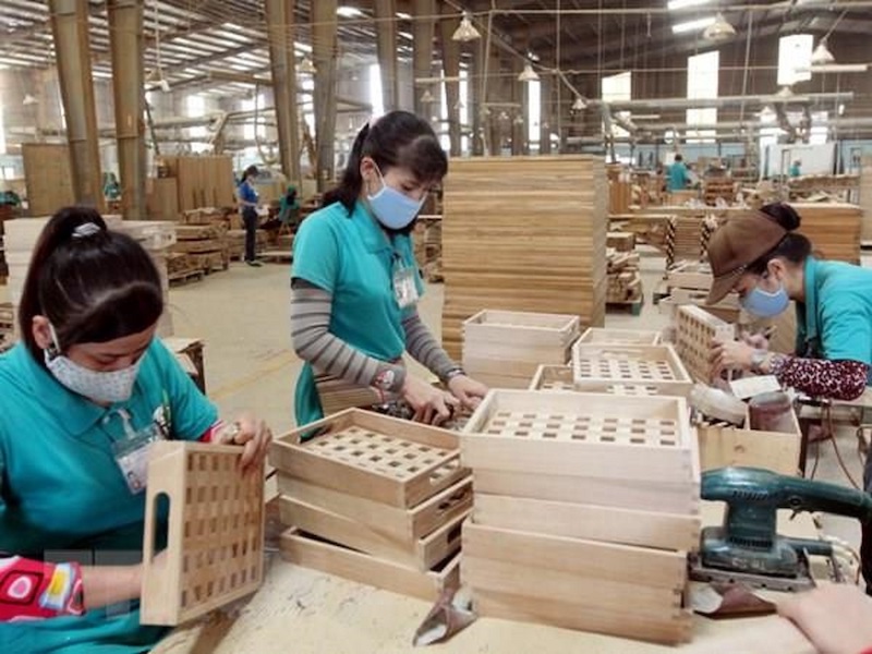 tình trạng lạm phát tăng cao ở nhiều quốc gia khiến trị giá xuất khẩu gỗ và sản phẩm gỗ giảm tốc.