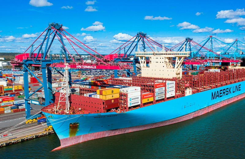 Chính phủ Đức dường như đã chấp thuận việc bán DB Schenker – công ty logistics top 5 thế giới và có “tin đồn” rằng Maersk Line – “gã khổng lồ” quan tâm việc này.