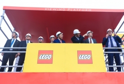 LEGO hiện thực "nhà máy không khói" đầu tiên tại Việt Nam
