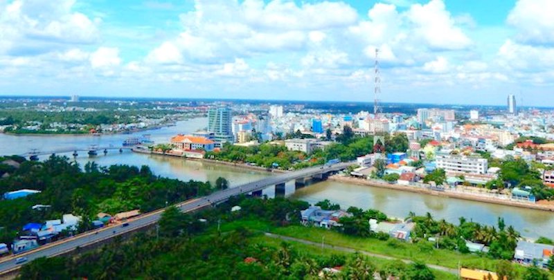 đẩy nhanh tiến độ đầu tư các dự án giao thông trọng điểm trong Vùng Đồng bằng sông Cửu Long.
