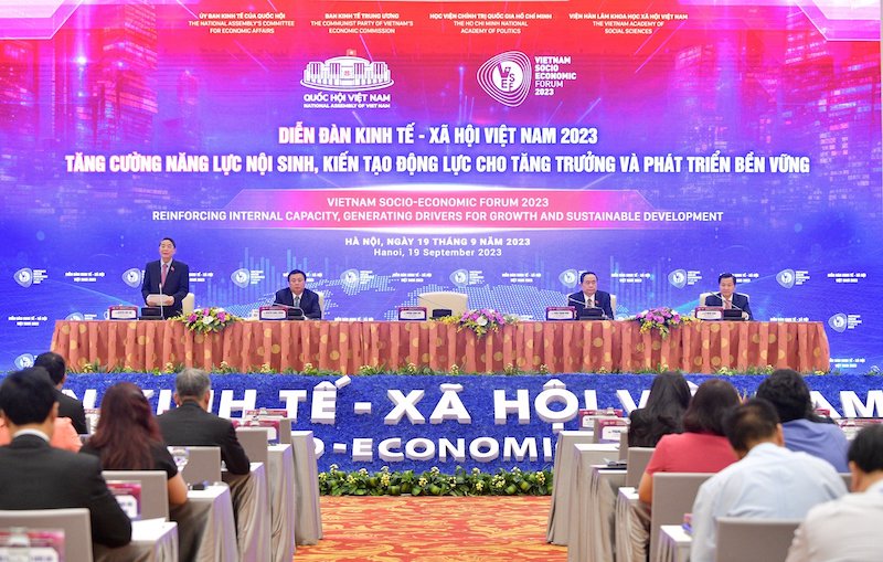 phiên toàn thể Diễn đàn Kinh tế - Xã hội Việt Nam 2023 với chủ đề “Tăng cường năng lực nội sinh, kiến tạo động lực cho tăng trưởng và phát triển bền vững”
