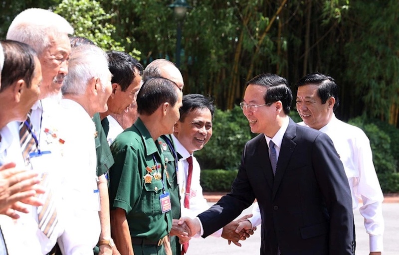Chủ tịch nước Võ Văn Thưởng vừa ký quyết định về việc tặng quà cho một số đối tượng có công với cách mạng nhân dịp Tết Nguyên đán Giáp Thìn năm 2024.