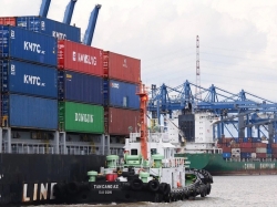 Hãng tàu tăng phí THC, doanh nghiệp xuất nhập khẩu “kêu khó”