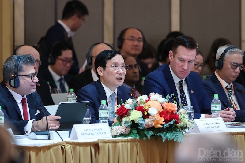 Ông Phạm Tấn Công, Chủ tịch VCCI, Đồng Chủ tịch VBF khẳng định, doanh nghiệp ủng hộ và sẵn sàng cùng Chính phủ hiện thực hoá các mục tiêu tăng trưởng, trong đó có tăng trưởng xanh.