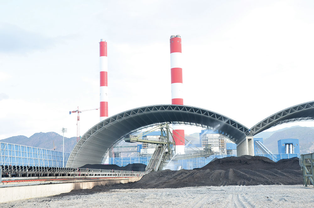 Tro, xỉ của các nhà máy nhiệt điện là chất thải rắn thông thường, phù hợp làm nguyên liệu cho ngành xây dựng