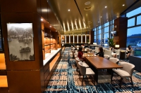 Soi đẳng cấp phòng chờ hạng thương gia đẹp như khách sạn 5 sao tại Cảng hàng không quốc tế Vân Đồn
