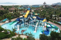 Hai công viên lớn ở Hạ Long tung giá vé vào cửa siêu hấp dẫn chỉ 100.000 đồng