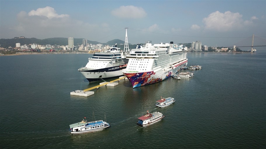Cảng tầu khách quốc tế Hạ Long