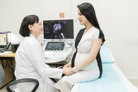 Nữ diễn viên Diệp Lâm Anh đã được các bác sĩ Vinmec chăm sóc suốt thời gian mang thai bé thứ 2 và đã sinh bé B. Boy mẹ tròn con vuông cuối tháng 10/2019
