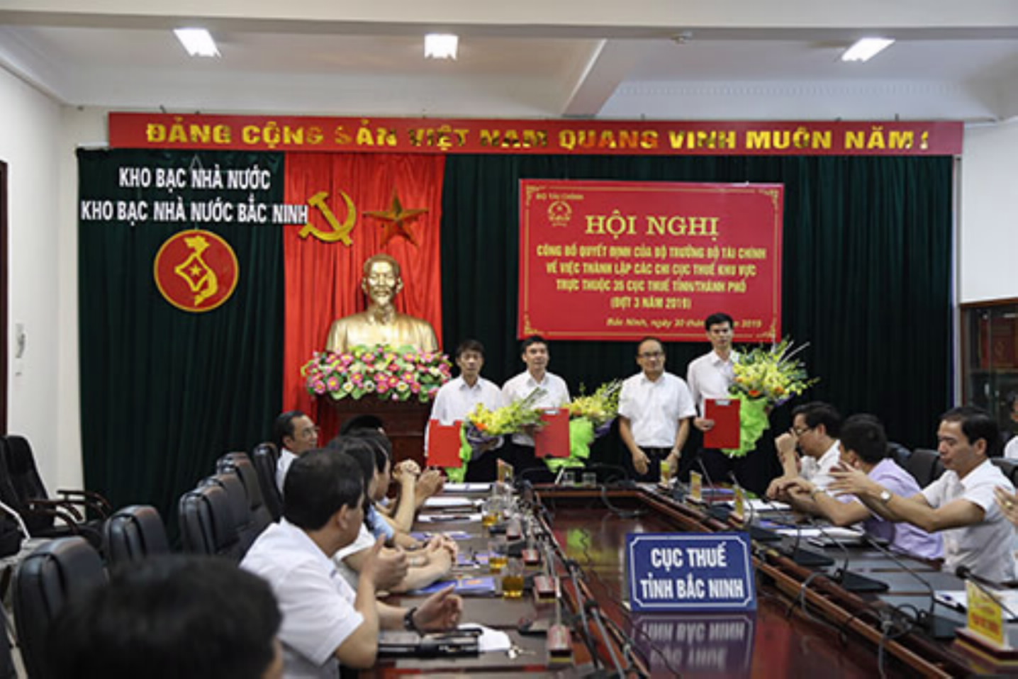 Đảng ủy, Ban Lãnh đạo Cục Thuế Bắc Ninh tập trung lãnh đạo, chỉ đạo triển khai hiệu quả công tác sắp xếp, hợp nhất chi cục thuế.