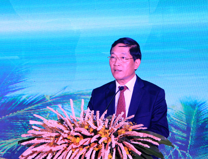 Thứ trưởng Bộ Khoa học và Công nghệ Trần Văn Tùng phát biểu khai mạc. 