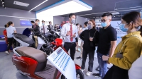 Vinfast: Khai trương 64 showroom xe máy điện