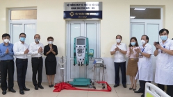 Sun Group trao tặng trang thiết bị y tế hỗ trợ điều trị COVID-19 cho Hà Tĩnh